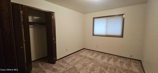 380 Vedelwood DR, Sandpoint, ID 83864