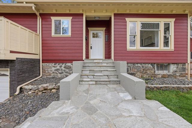 1528 E 18th Ave, Spokane, WA 99203