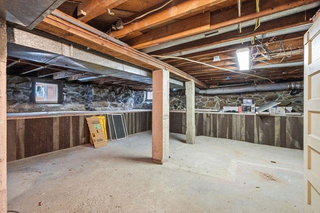 1528 E 18th Ave, Spokane, WA 99203