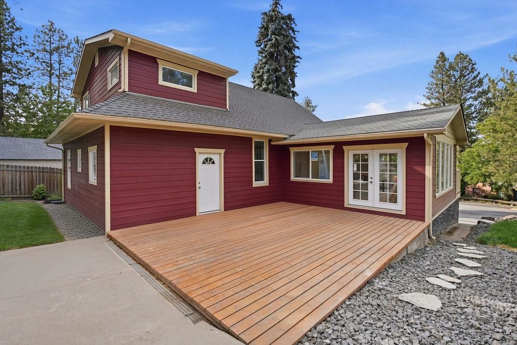 1528 E 18th Ave, Spokane, WA 99203 photo 2