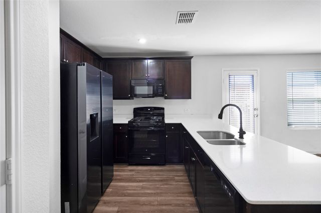 2505 Milne Court, Crandall, TX 75114