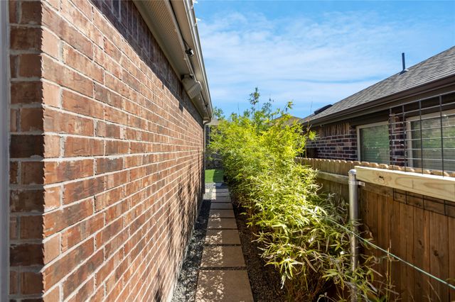 2505 Milne Court, Crandall, TX 75114