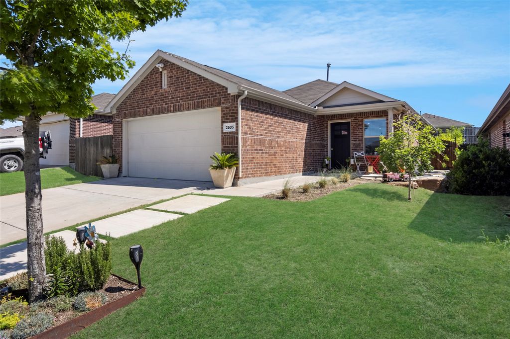 2505 Milne Court, Crandall, TX 75114