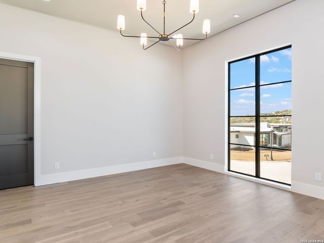 71 Via Aragon, San Antonio, TX 78257