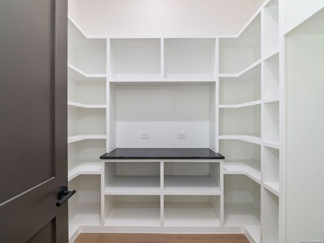 71 Via Aragon, San Antonio, TX 78257