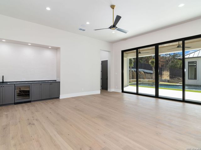 71 Via Aragon, San Antonio, TX 78257