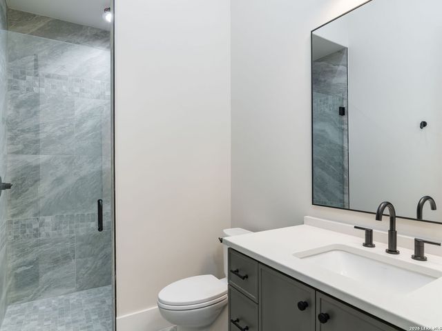 71 Via Aragon, San Antonio, TX 78257