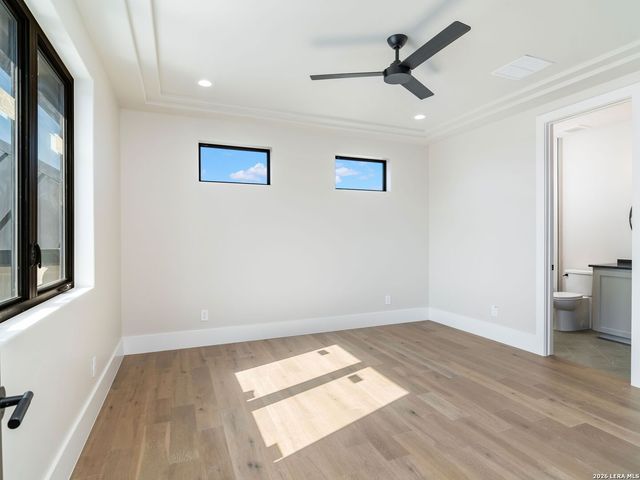 71 Via Aragon, San Antonio, TX 78257