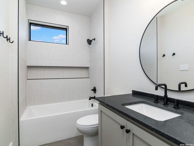 71 Via Aragon, San Antonio, TX 78257