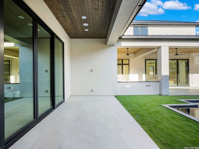 71 Via Aragon, San Antonio, TX 78257