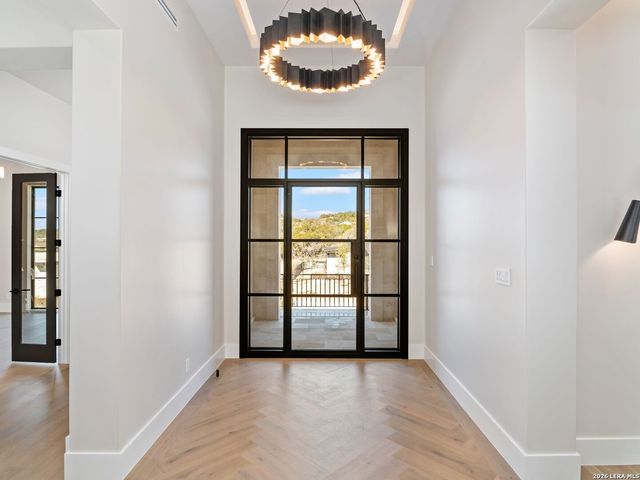 71 Via Aragon, San Antonio, TX 78257