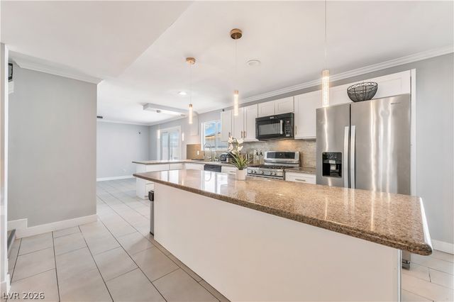 5242 Jane Way, Las Vegas, NV 89119