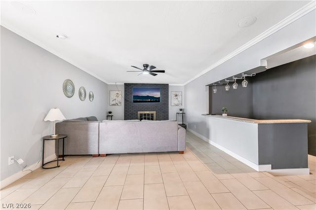 5242 Jane Way, Las Vegas, NV 89119