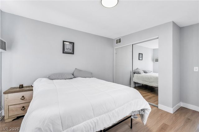 5242 Jane Way, Las Vegas, NV 89119