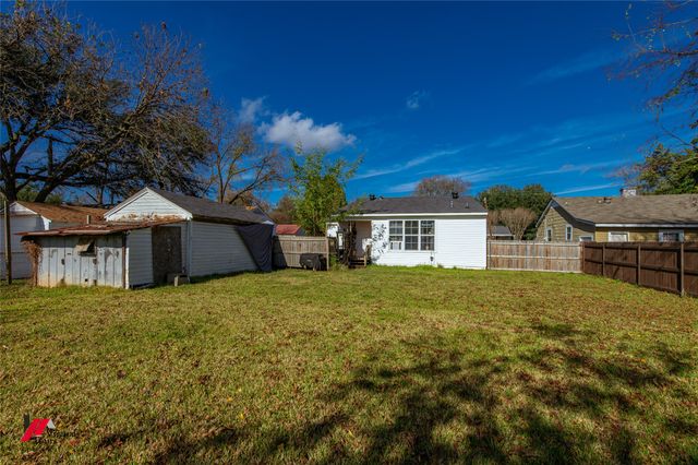 2424 Broadway Drive, Bossier City, LA 71111