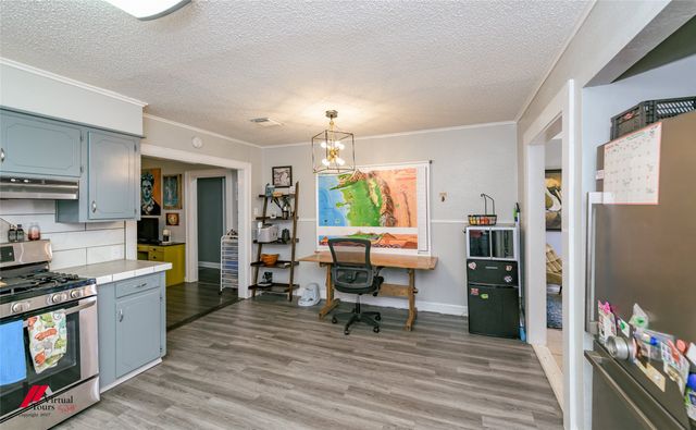 2424 Broadway Drive, Bossier City, LA 71111