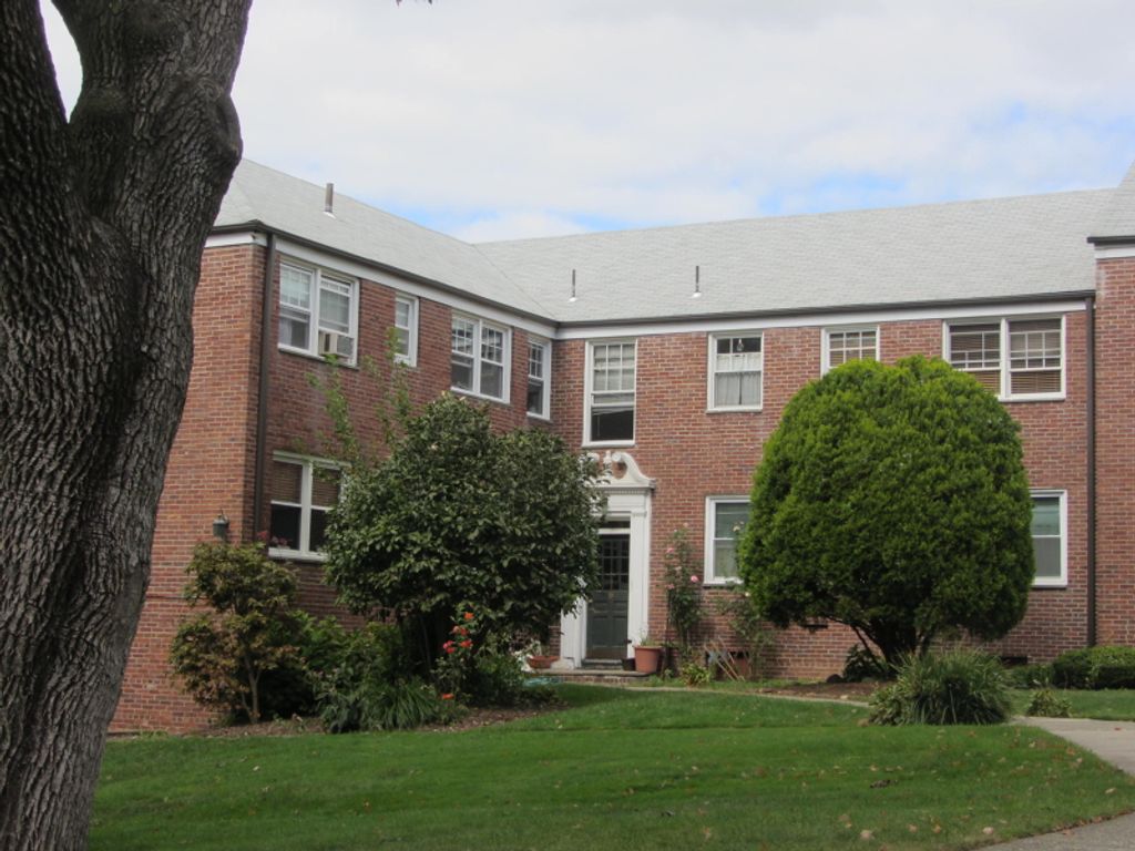 349 Bloomfield Ave 132, Verona Twp., NJ 07044 — exterior