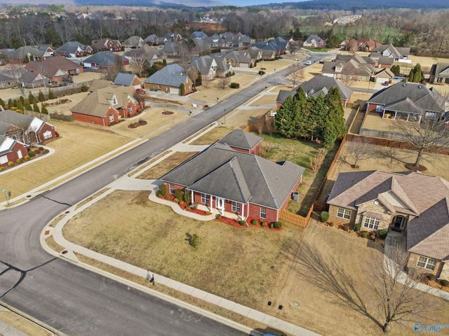 107 Cherry Ridge Drive, New Market, AL 35761