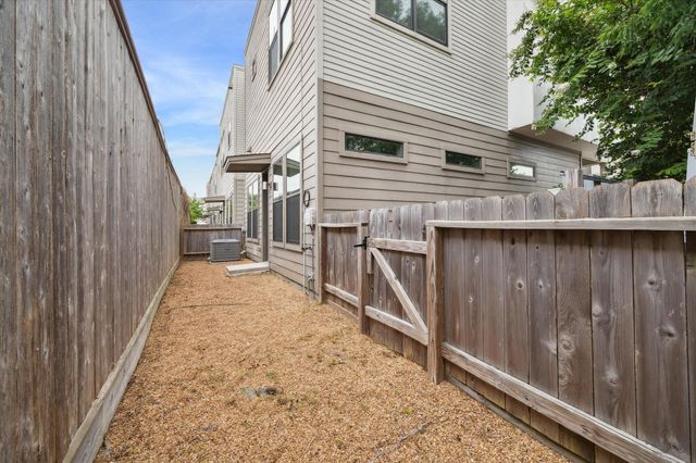 614 Thornton Road G, Houston, TX 77018