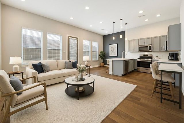 614 Thornton Road G, Houston, TX 77018