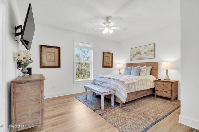 219 Demetz Avenue, Pass Christian, MS 39571