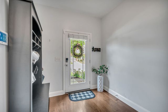 1119 Woodbury Falls Ct, Nashville, TN 37221