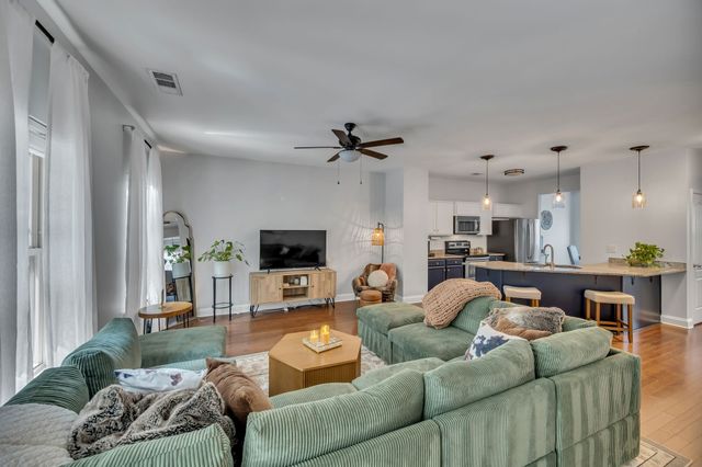 1119 Woodbury Falls Ct, Nashville, TN 37221