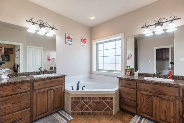 202 Peach Blossom Drive, Abilene, TX 79602