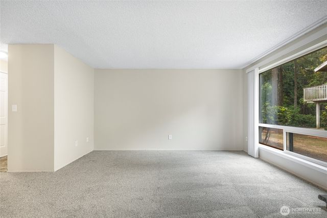 177 S 340th Street, Federal Way, WA 98003