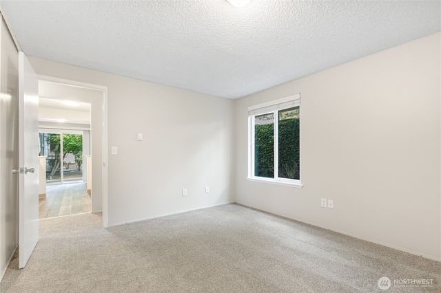 177 S 340th Street, Federal Way, WA 98003