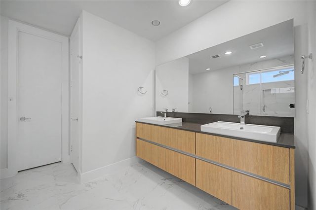 5519 Paraiso Place, Houston, TX 77091