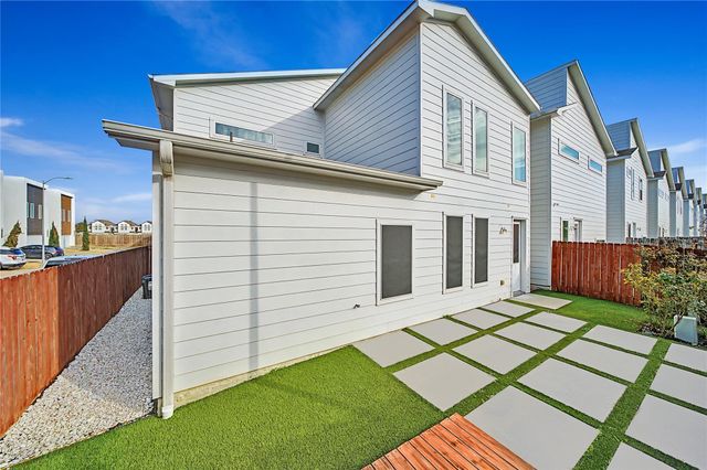 5519 Paraiso Place, Houston, TX 77091