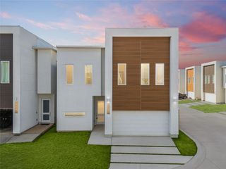 5519 Paraiso Place, Houston, TX 77091