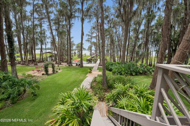 298 SE 5TH Avenue, Melrose, FL 32666
