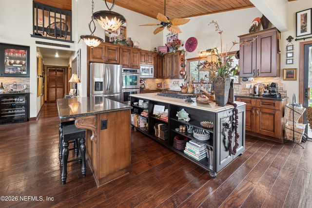 298 SE 5TH Avenue, Melrose, FL 32666