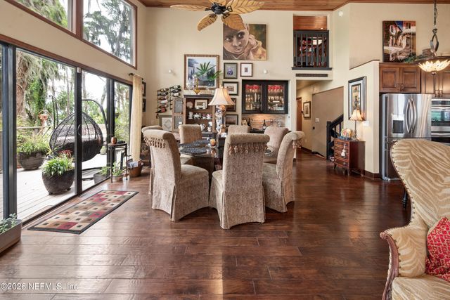 298 SE 5TH Avenue, Melrose, FL 32666