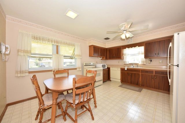 3877 Van Eimeren AVENUE, Cudahy, WI 53110