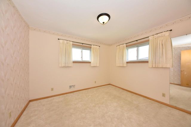 3877 Van Eimeren AVENUE, Cudahy, WI 53110