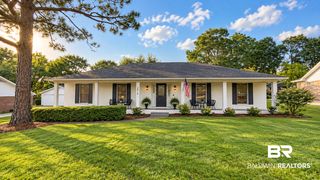 2816 Gaslight Lane S, Mobile, AL 36695