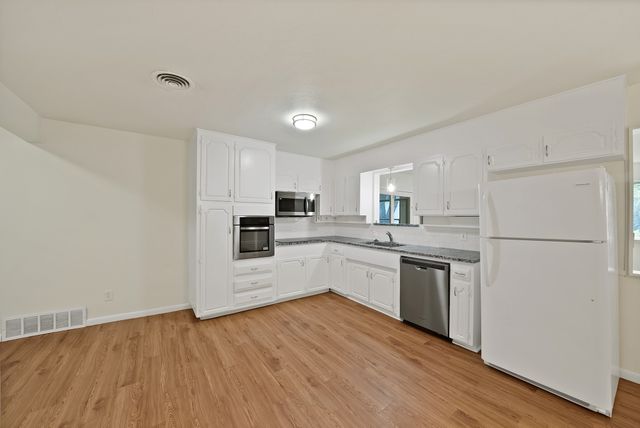 3458 Cimmaron Trail, Fort Worth, TX 76116