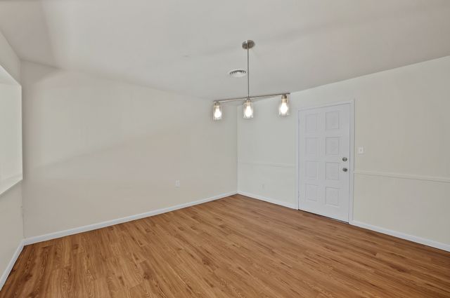 3458 Cimmaron Trail, Fort Worth, TX 76116