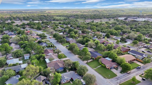 3458 Cimmaron Trail, Fort Worth, TX 76116