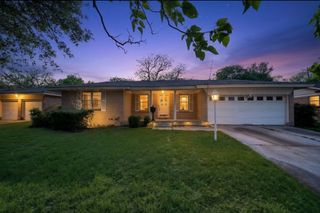 3458 Cimmaron Trail, Fort Worth, TX 76116