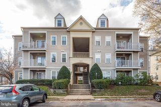 13615 GARFIELD PL #203, Woodbridge, VA 22191