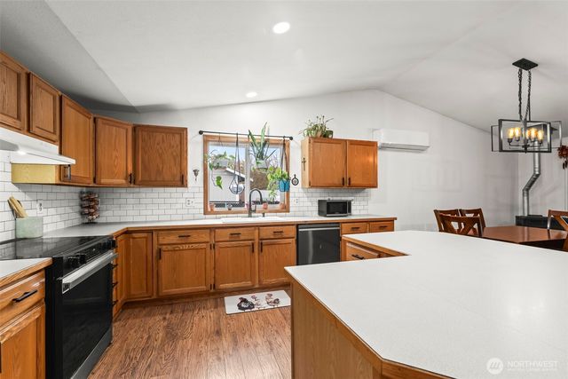 16330 84th Court SE, Yelm, WA 98597