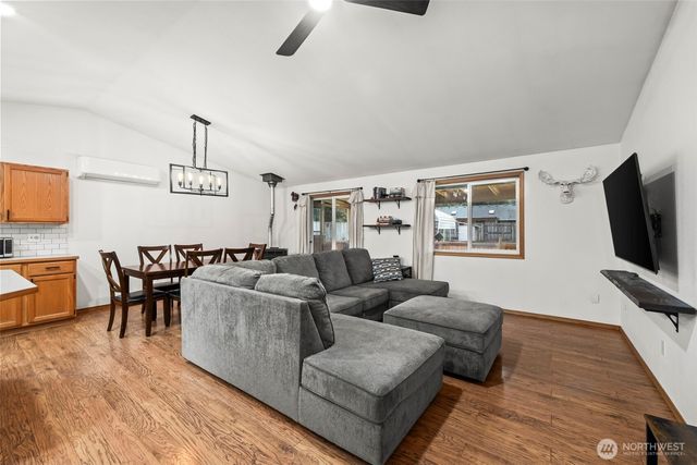 16330 84th Court SE, Yelm, WA 98597