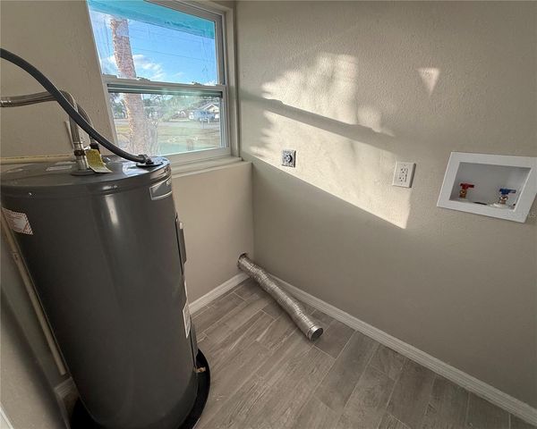 105 SYLVANIA AVENUE, Englewood, FL 34223