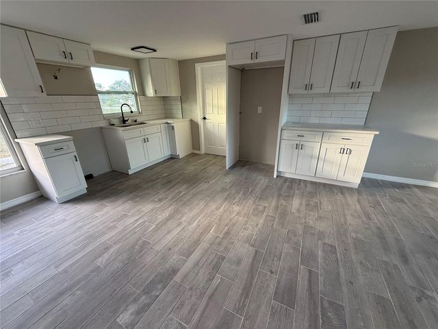 105 SYLVANIA AVENUE, Englewood, FL 34223