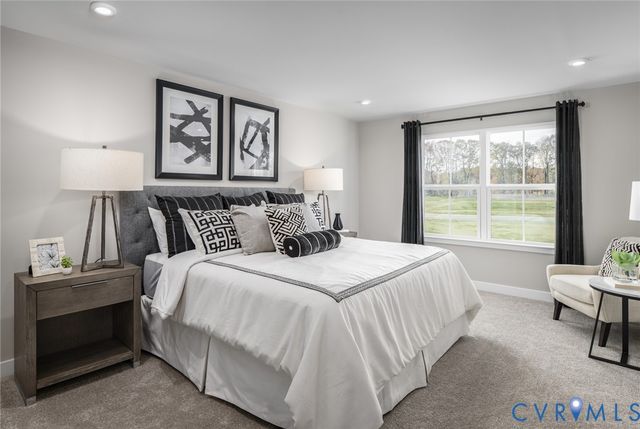 10654 Pink Lilly Ln, Chester, VA 23831