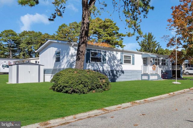 166 MOCKINGBIRD WAY, Whiting, NJ 08759